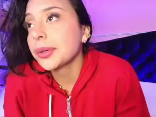 SOFLYCUTEFACE's Live Sex Cam Show