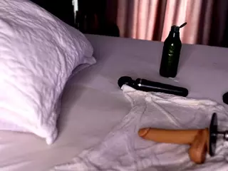dee_waters's Live Sex Cam Show