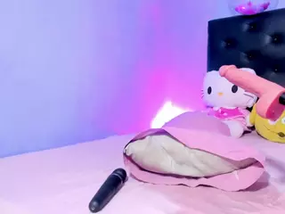 Kitty's Live Sex Cam Show