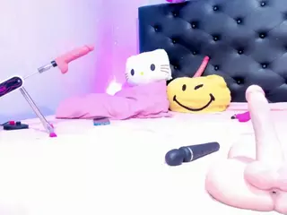 Kitty's Live Sex Cam Show