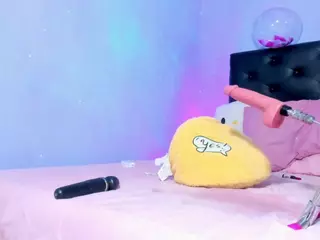 Kitty's Live Sex Cam Show