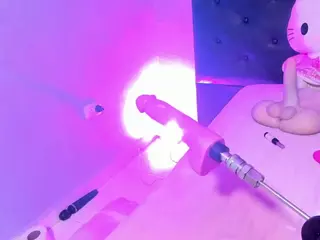 Kitty's Live Sex Cam Show