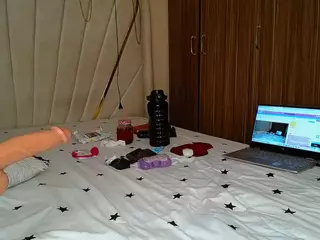 Caramel Empress's Live Sex Cam Show
