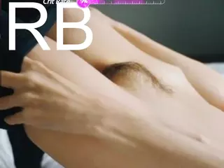EllaSwert's Live Sex Cam Show