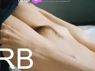 EllaSwert's Live Sex Cam Show
