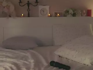 SeniseMorel's Live Sex Cam Show