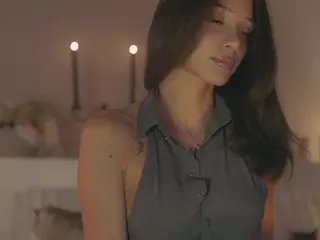 SeniseMorel's Live Sex Cam Show