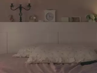 SeniseMorel's Live Sex Cam Show