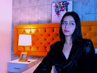emilyyramirez's Live Sex Cam Show