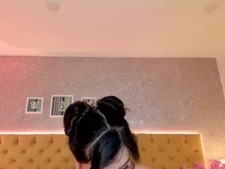 sarawolff's Live Sex Cam Show