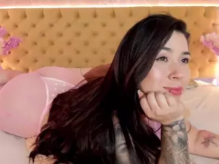 sarawolff's Live Sex Cam Show