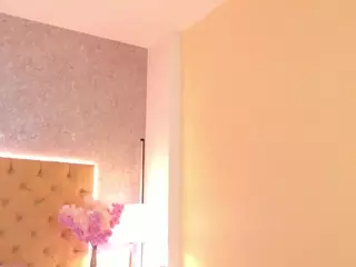 sarawolff's Live Sex Cam Show
