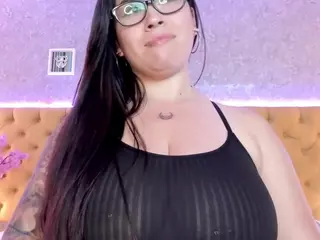 sarawolff's Live Sex Cam Show