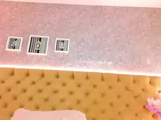 sarawolff's Live Sex Cam Show