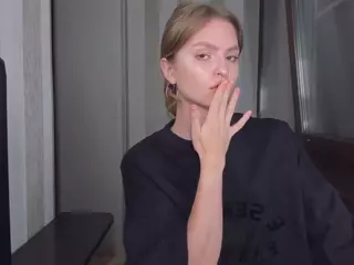 Molly's Live Sex Cam Show