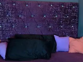 NoraBigAss's Live Sex Cam Show