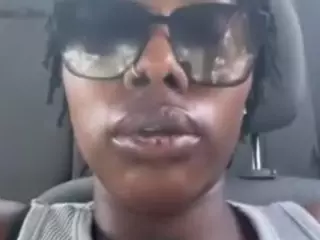 Shelia Diamond's Live Sex Cam Show