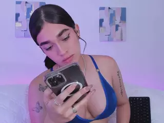 Saorifox's Live Sex Cam Show