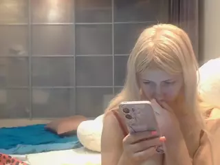 KyliePag's Live Sex Cam Show