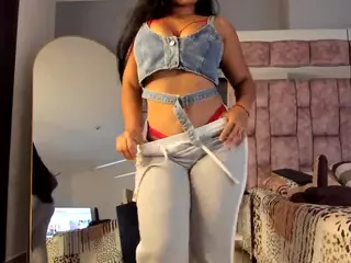 Soe's Live Sex Cam Show
