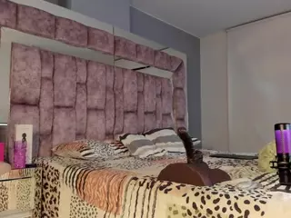 Soe's Live Sex Cam Show