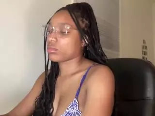 Lovely-aaliyah's Live Sex Cam Show