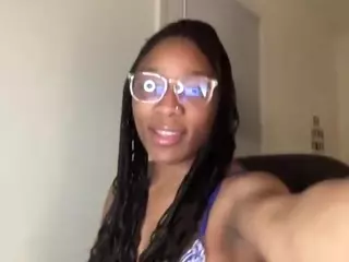 Lovely-aaliyah's Live Sex Cam Show