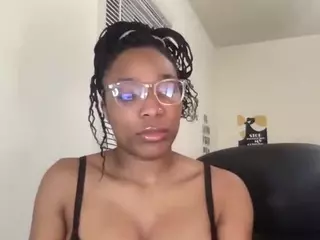 Lovely-aaliyah's Live Sex Cam Show