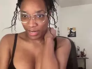 Lovely-aaliyah's Live Sex Cam Show