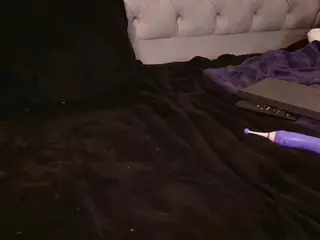 Mayli's Live Sex Cam Show