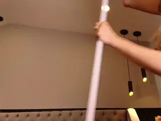 Mayli's Live Sex Cam Show