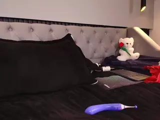 Mayli's Live Sex Cam Show