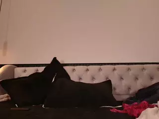 Mayli's Live Sex Cam Show