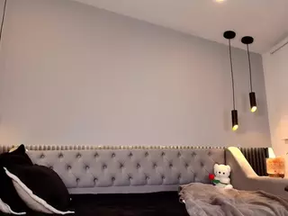 Mayli's Live Sex Cam Show