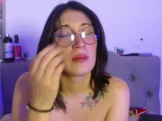 Red-moon1's Live Sex Cam Show