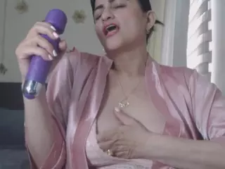 Isabel Sofia's Live Sex Cam Show
