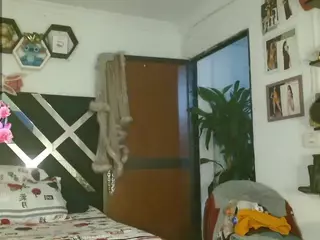 SariithaBunny's Live Sex Cam Show