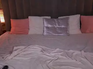 ShameeLess's Live Sex Cam Show