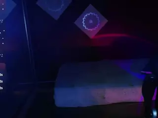 sarayy-collins's Live Sex Cam Show