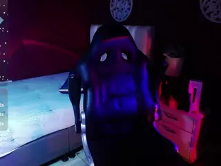 sarayy-collins's Live Sex Cam Show