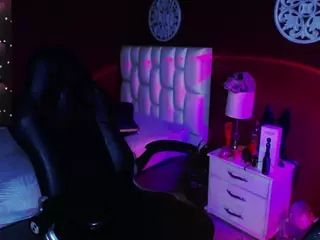 sarayy-collins's Live Sex Cam Show
