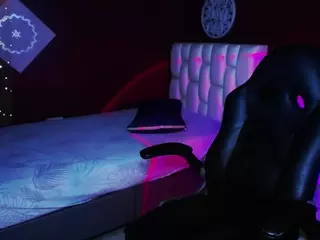 sarayy-collins's Live Sex Cam Show