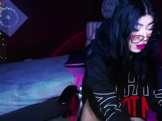 sarayy-collins's Live Sex Cam Show