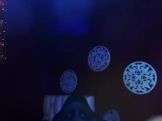 sarayy-collins's Live Sex Cam Show