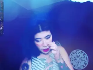 sarayy-collins's Live Sex Cam Show