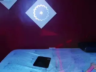 sarayy-collins's Live Sex Cam Show
