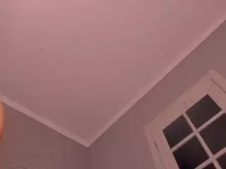 BettyKors's Live Sex Cam Show