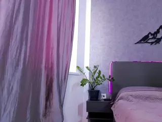 Curly-Sue's Live Sex Cam Show