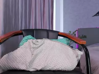 Curly-Sue's Live Sex Cam Show
