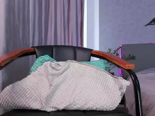 Curly-Sue's Live Sex Cam Show